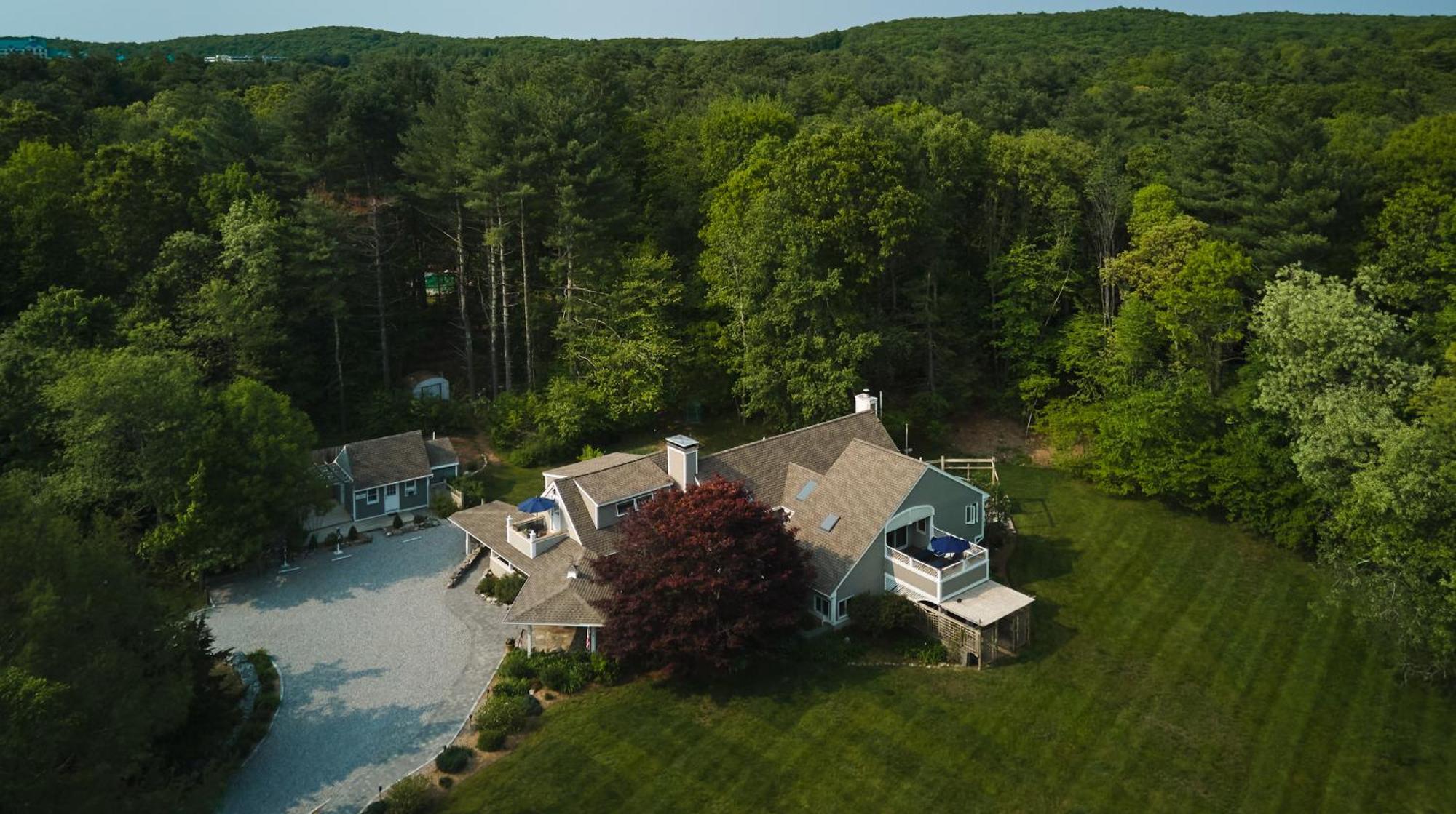 Abbey'S Lantern Hill Inn Ledyard Center Esterno foto